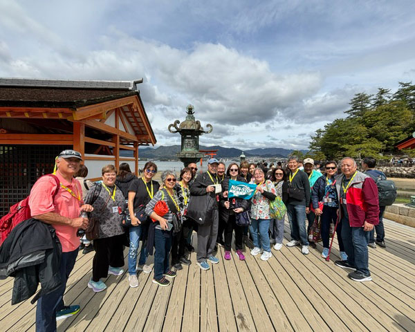 11-Itsukushima-Shrine