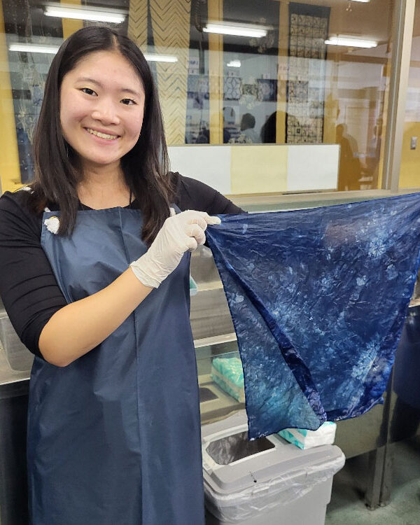 12-Indigo-Dyeing