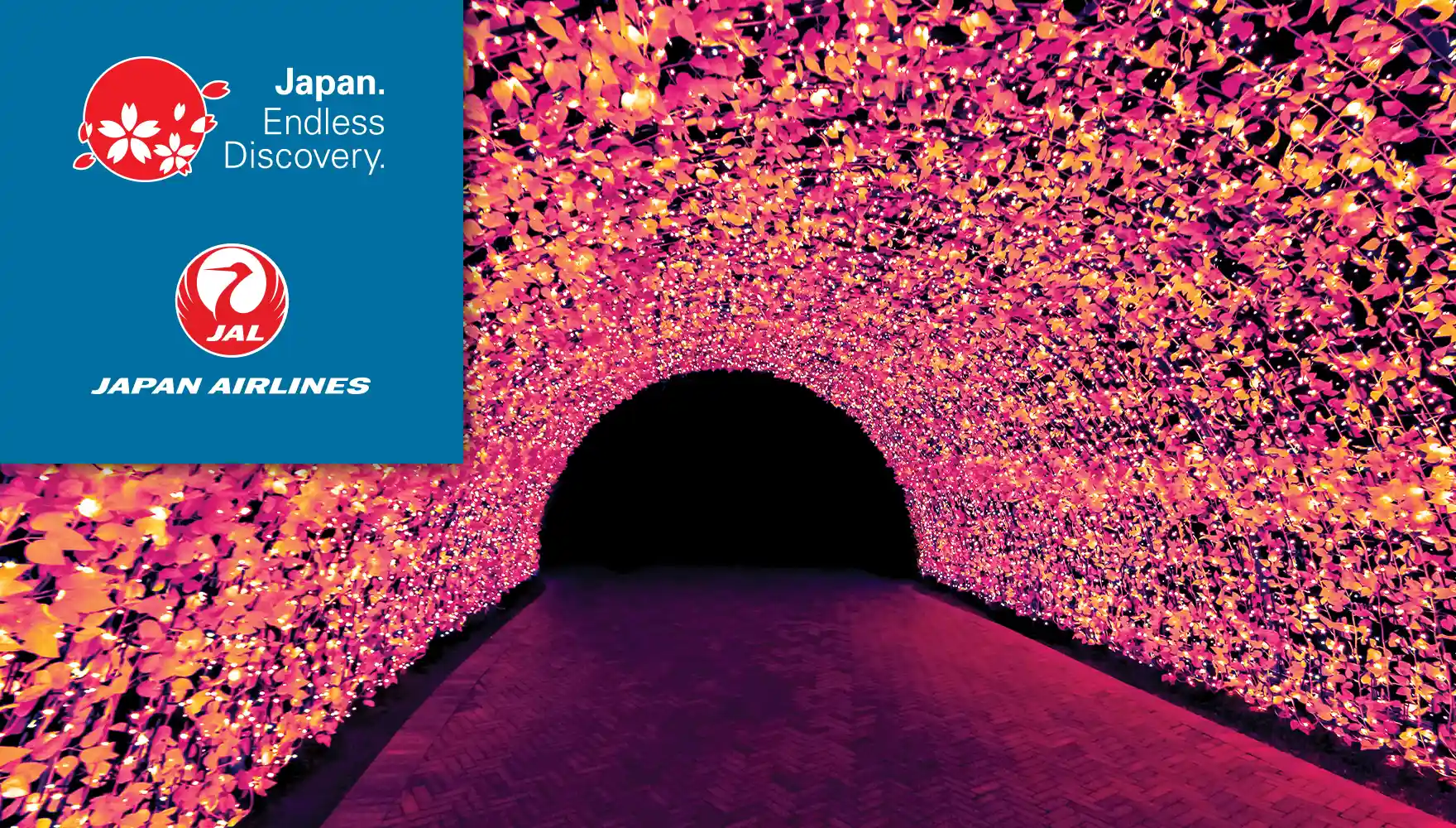 Photo of the “Tunnel of Light” at the Nabana no Sato illumination in Nagoya, Japan